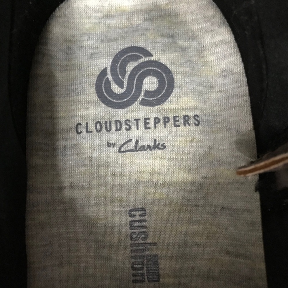 Clark’s Cloudsteppers Sillian Rani Ankle Bootie size 7 Never Worn - Picture 10 of 12